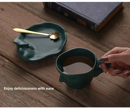 Single Handcrafted Ceramic Mug – Elegant Everyday Use